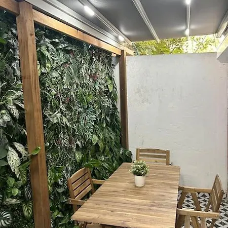 Modern In Besiktas Apartment
